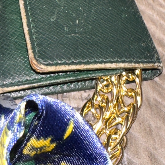 🍀Authentic🍀 green LV card and key holder - Picture 4 of 8
